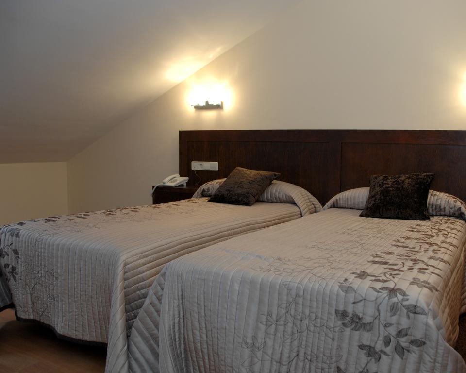 Hotel Hc Sigueenza Zewnętrze zdjęcie