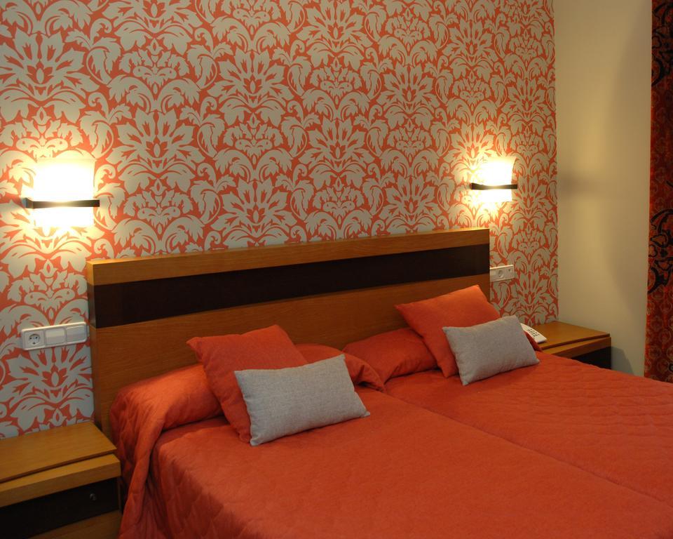 Hotel Hc Sigueenza Zewnętrze zdjęcie